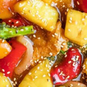 CHICKEN PINEAPPLE WITH VEGETABLE