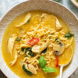 CHICKEN NOODLES SOUP