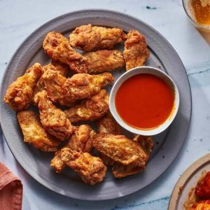 CHICKEN WINGS
