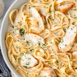 FATO CHINE CHICKEN PASTA