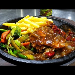 CHICKEN PEPPER STEAK 