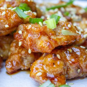 CHICKEN TEMPURA WITH HONEY